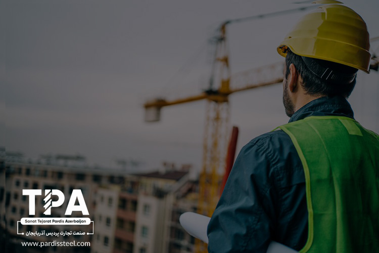 بازدید-مهندس-ناظر-از-آرماتوربندی-پس-از-قالب‌بندی-و-بتن‌ریزی